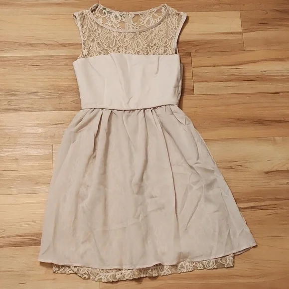 ZARA WOMAN Tan color  Lace Sleeveless Dress, Sz S - Picture 5 of 12